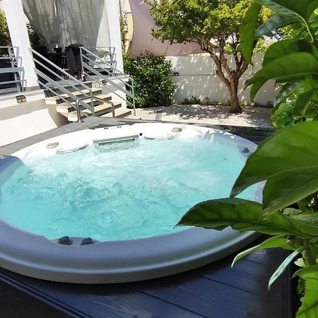 Seaside House In Nea Makri Villa Buitenkant foto